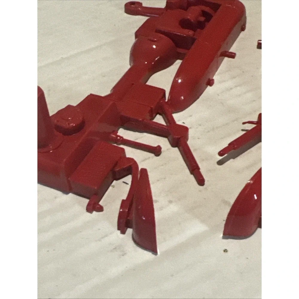 New  Farmall 230 200 C  Other Toy Tractor 1/16 Size Body With Axles Plastic Nos